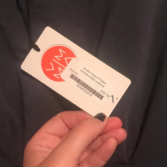 NWT- Vimmia Mercury Sooth Pleat Pullover - Sz LG - Picture 7 of 7